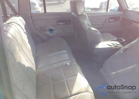 1994 Jeep Cherokee Se z USA, uszkodzony, nr VIN 1J4FN28S6RL114281